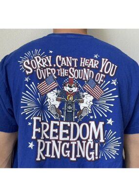 Buc-ees | Patriotic "Freedom Ringing" Short Sleeve Tee | Size Extra Large